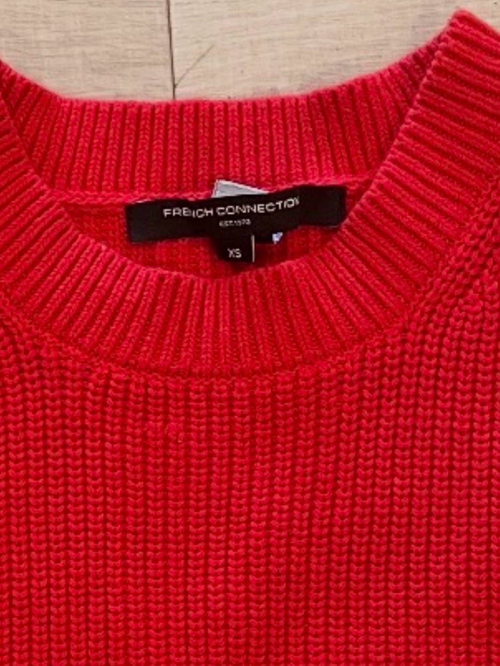 French Connection Red Ribbed Knit Crewneck Tank - Picture 3 of 3